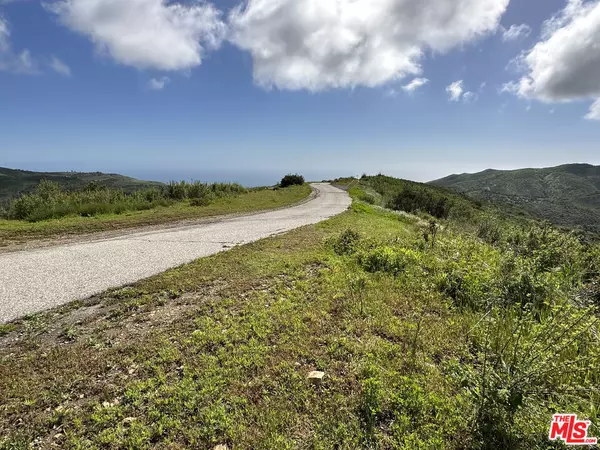 Malibu, CA 90265,1 Foose RD