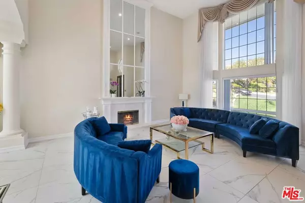 Porter Ranch, CA 91326,19800 Winged Foot WAY