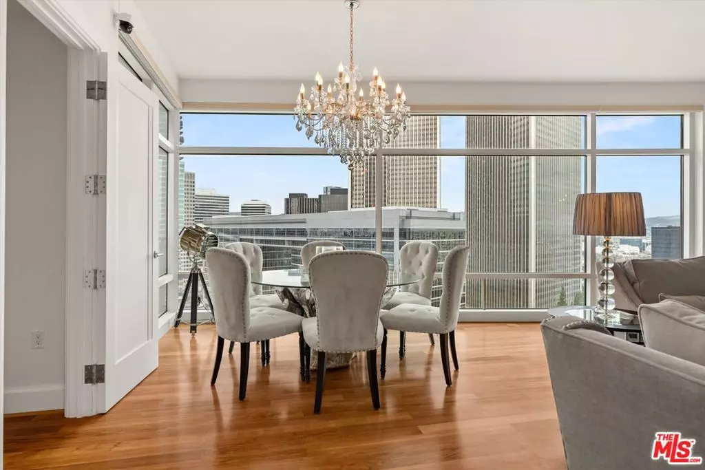 Los Angeles, CA 90067,1 W Century DR #16C