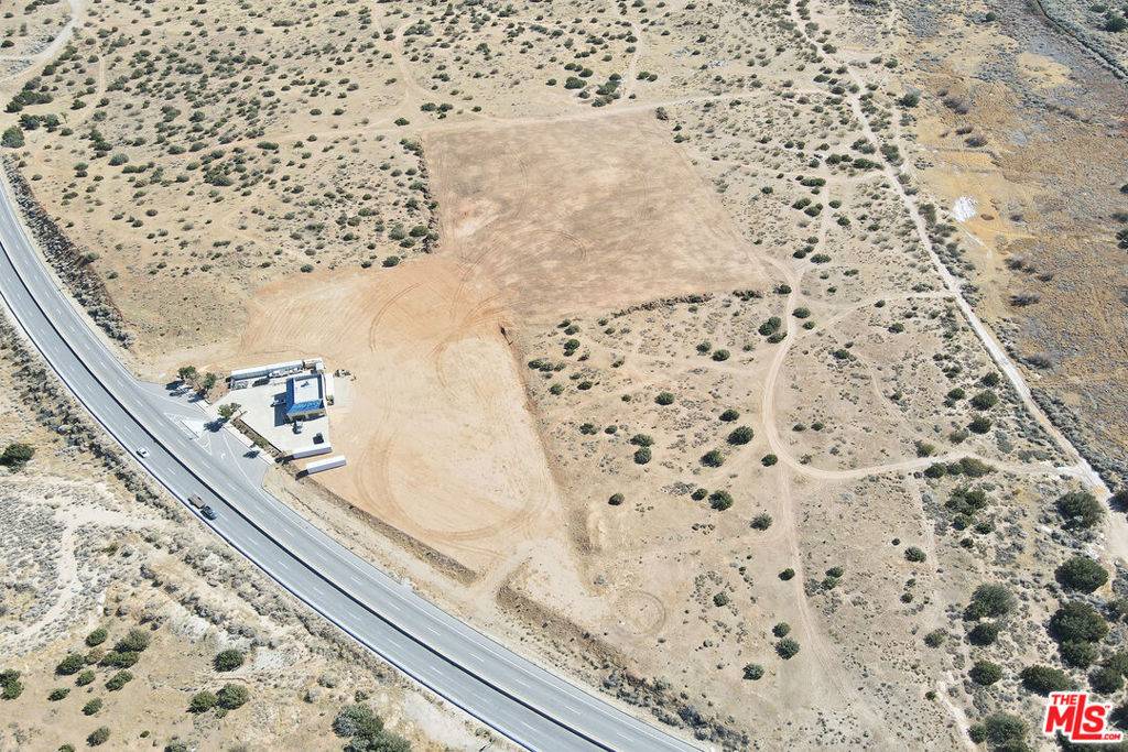 Palmdale, CA 93550,2660 Pearblossom HWY