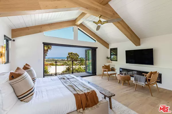 3525 Coast View DR, Malibu, CA 90265