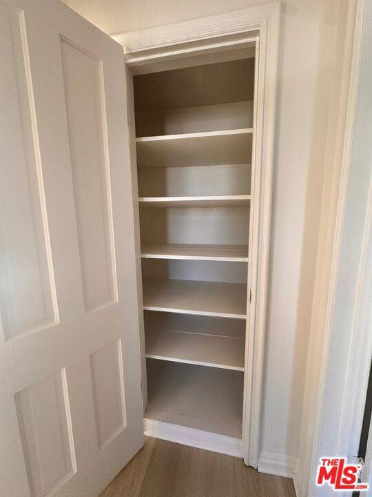 Los Angeles, CA 90004,4950 Beverly BLVD #4956 1/2