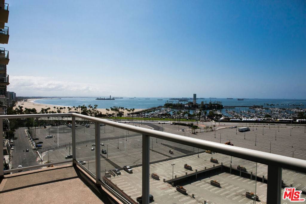 Long Beach, CA 90802,488 E Ocean BLVD #1102