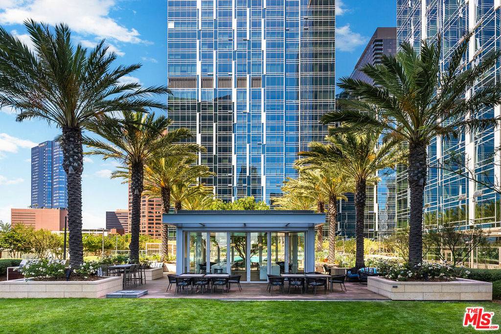 877 Francisco ST #523, Los Angeles, CA 90017