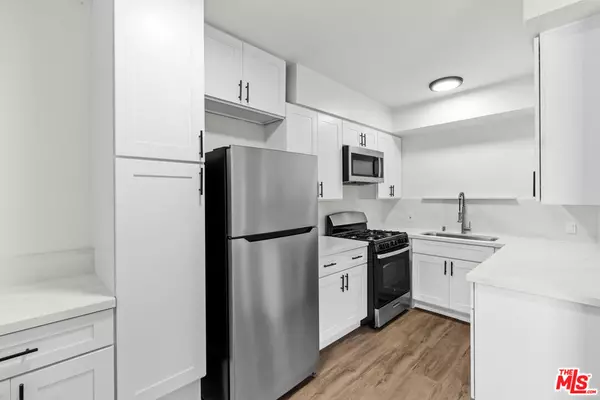 Playa Del Rey, CA 90293,7825 W Manchester AVE #6