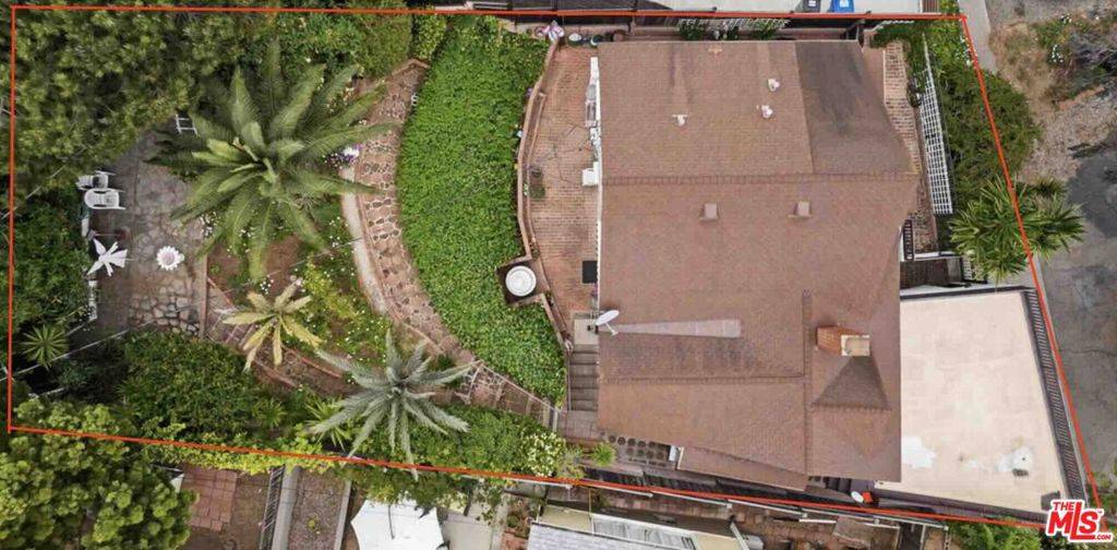 Pacific Palisades, CA 90272,16727 W Sunset BLVD