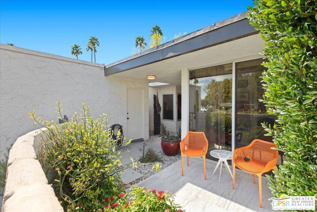 Palm Springs, CA 92264,2157 Casitas WAY