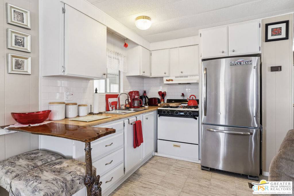 Desert Hot Springs, CA 92240,14777 Palm DR #43