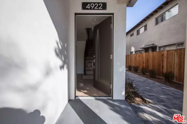 Valley Village, CA 91607,4922 LAUREL CANYON BLVD