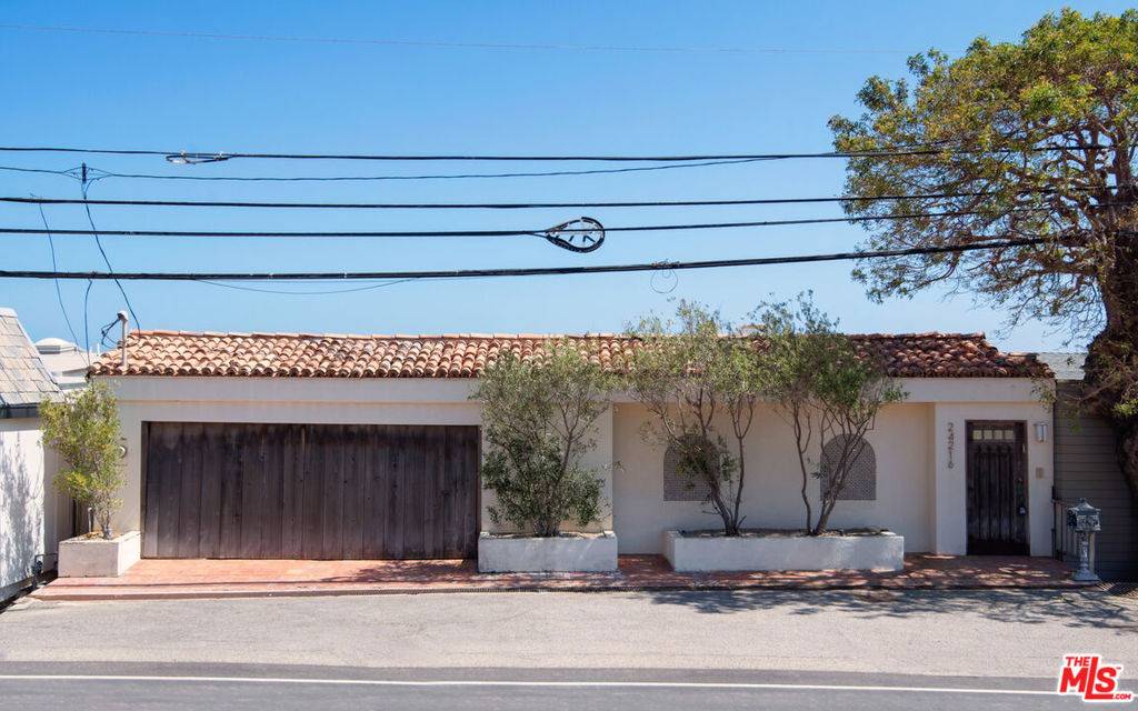 Malibu, CA 90265,24216 Malibu RD
