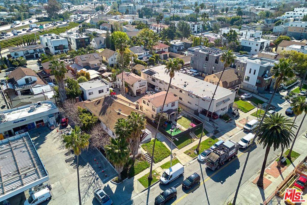 Los Angeles, CA 90004,660 N Normandie AVE
