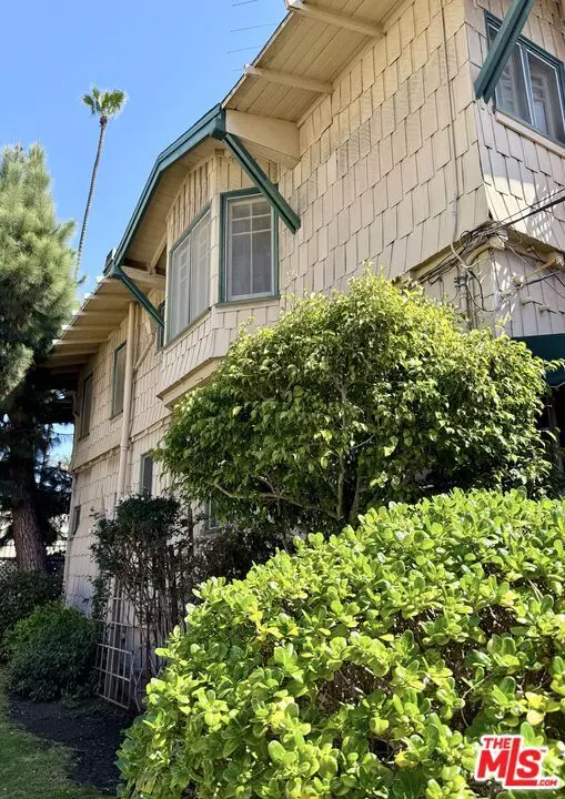 Santa Monica, CA 90403,1018 N 5th ST