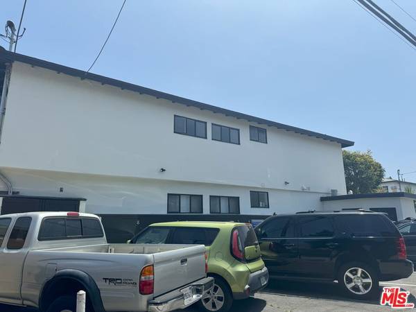 Los Angeles, CA 90066,3794 Rosewood AVE