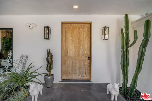 Los Angeles, CA 90069,9275 Flicker PL