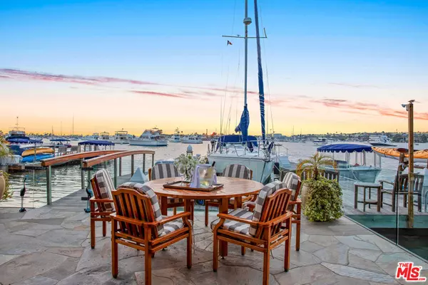 Newport Beach, CA 92661,13 Bay Island
