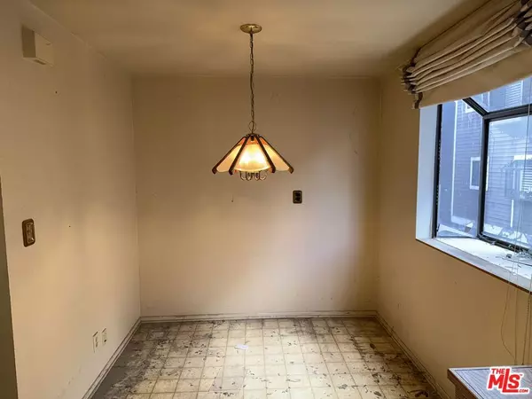 North Hills, CA 91343,15125 Nordhoff ST #20