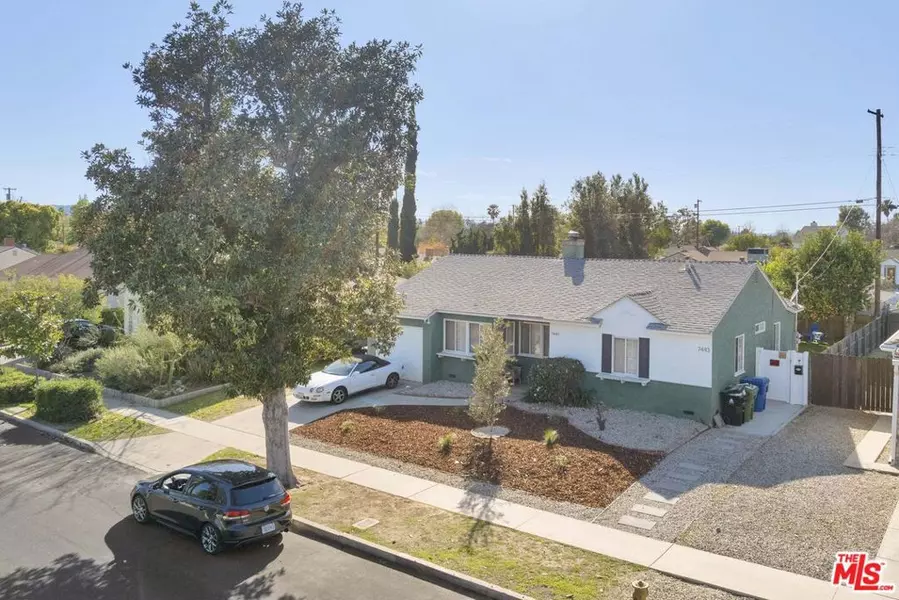 7445 Amestoy AVE, Lake Balboa, CA 91406