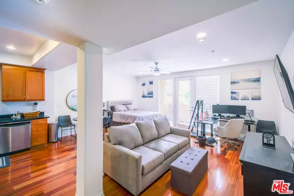 Los Angeles, CA 90031,360 W Avenue 26 #111