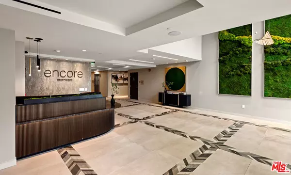 Los Angeles, CA 90049,505 S Barrington AVE #304