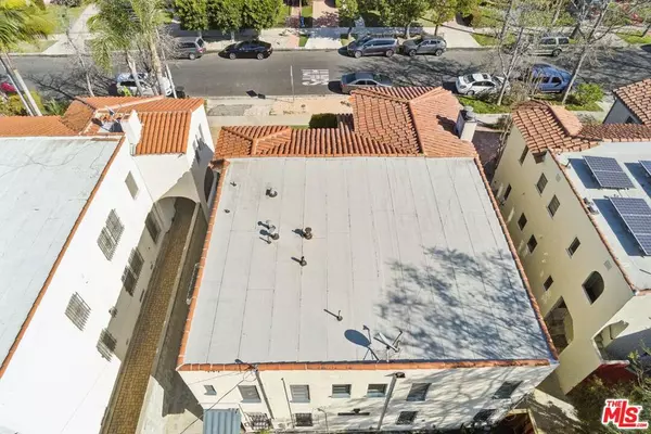 Los Angeles, CA 90035,1219 Hi Point ST