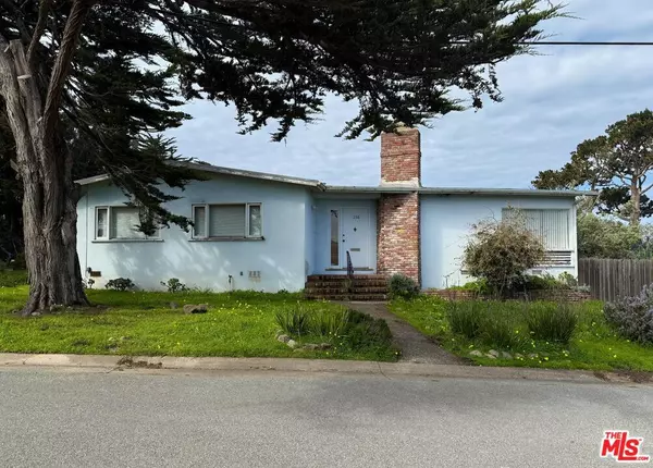 1236 Del Monte BLVD, Pacific Grove, CA 93950