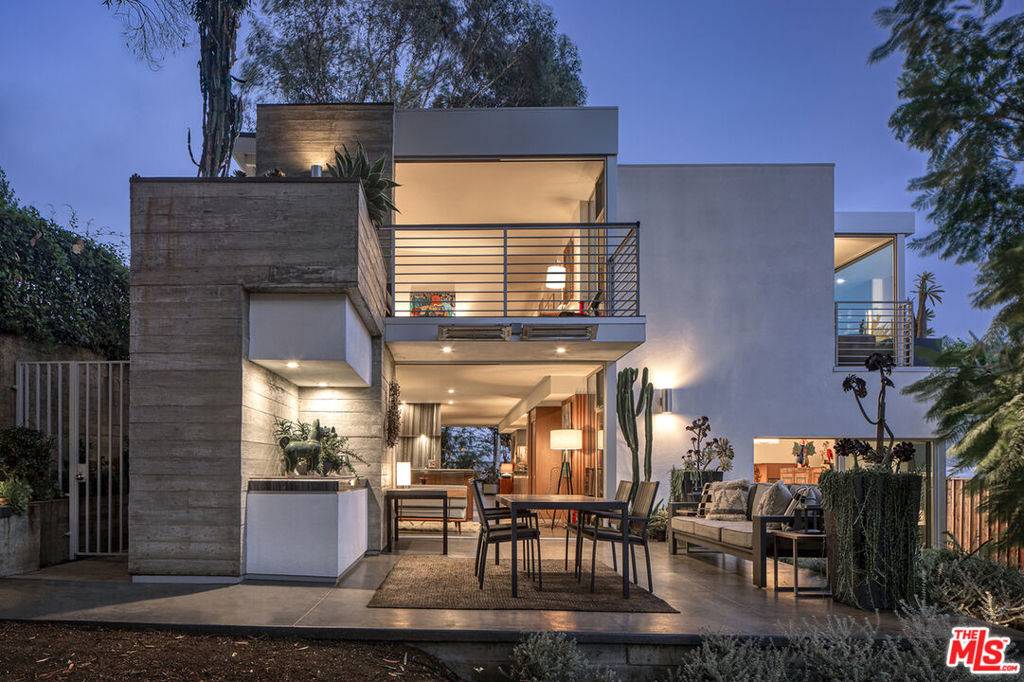 3519 Carnation AVE, Los Angeles, CA 90026