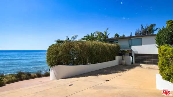 Malibu, CA 90265,33406 Pacific Coast Highway
