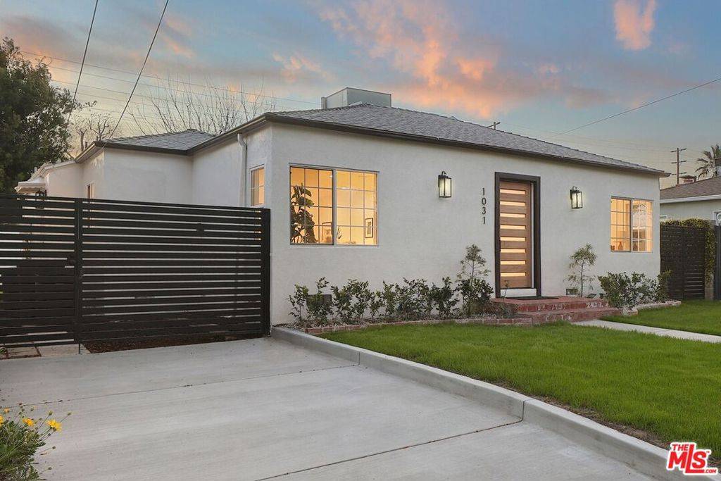 1031 N Valley ST, Burbank, CA 91505