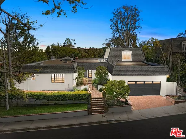 10812 Portofino PL, Los Angeles, CA 90077