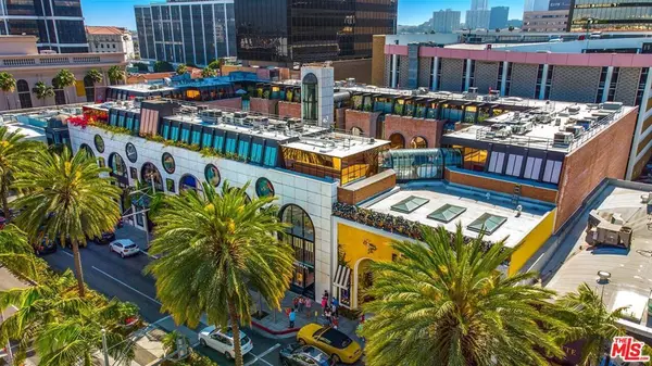 Beverly Hills, CA 90210,421 RODEO DR #Pent 1&3