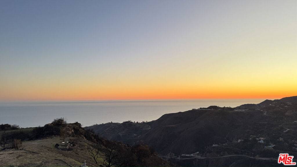 Topanga, CA 90265,2195 E Little Las Flores RD