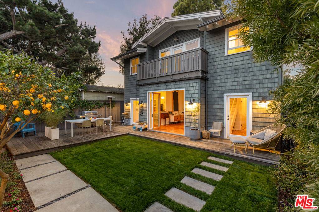 Venice, CA 90291,754 Marco PL