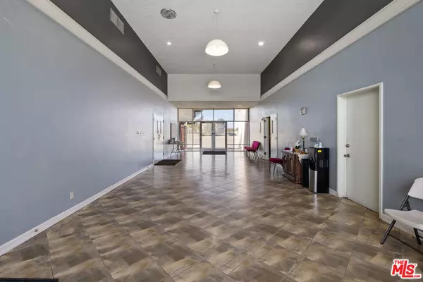 Oxnard, CA 93030,375 S K ST