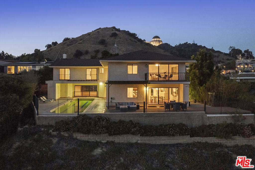 2267 Winona BLVD, Los Angeles, CA 90027