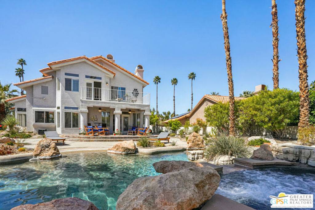364 Oakmont DR,  Palm Desert,  CA 92211