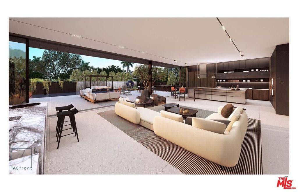 Beverly Hills, CA 90210,625 N Rodeo DR