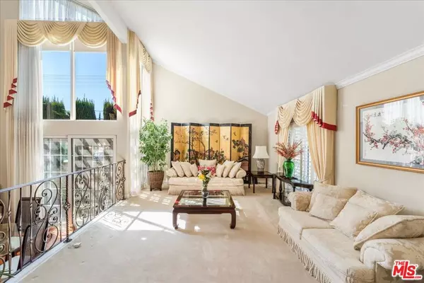 Granada Hills, CA 91344,17456 Hiawatha ST