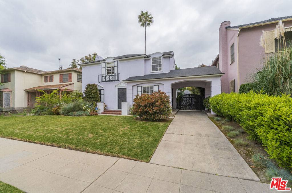 Los Angeles, CA 90008,3916 Hepburn AVE