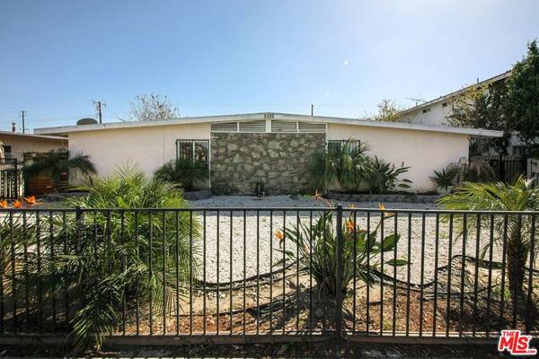 2526 W Mcfadden AVE, Santa Ana, CA 92704
