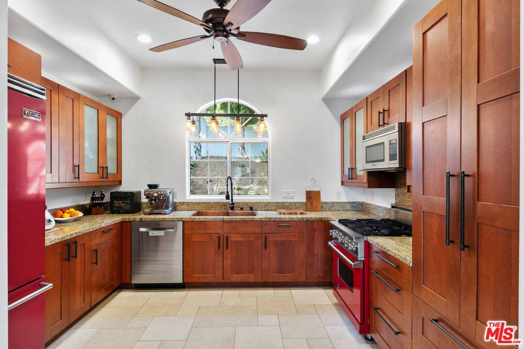 Malibu, CA 90265,26600 Ocean View DR