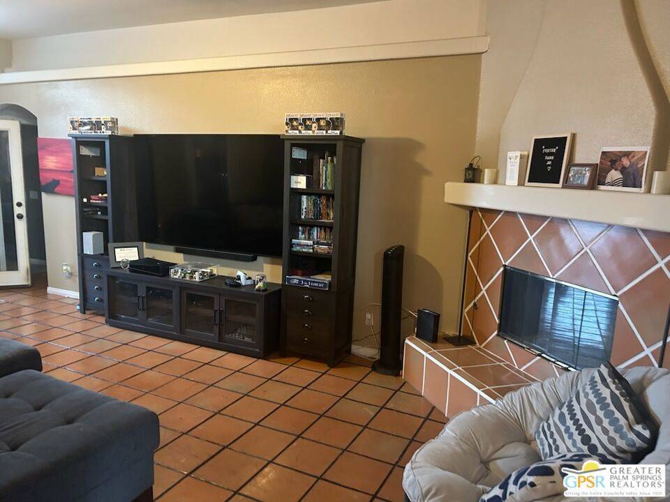 Desert Hot Springs, CA 92240,66252 Avenida Barona