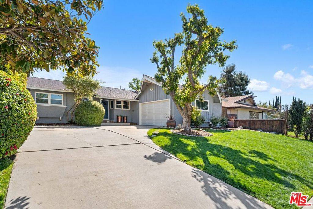 9340 Yolanda AVE, Northridge, CA 91324