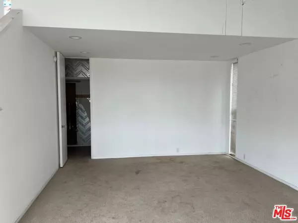 Venice, CA 90291,2411 Ocean Front WALK