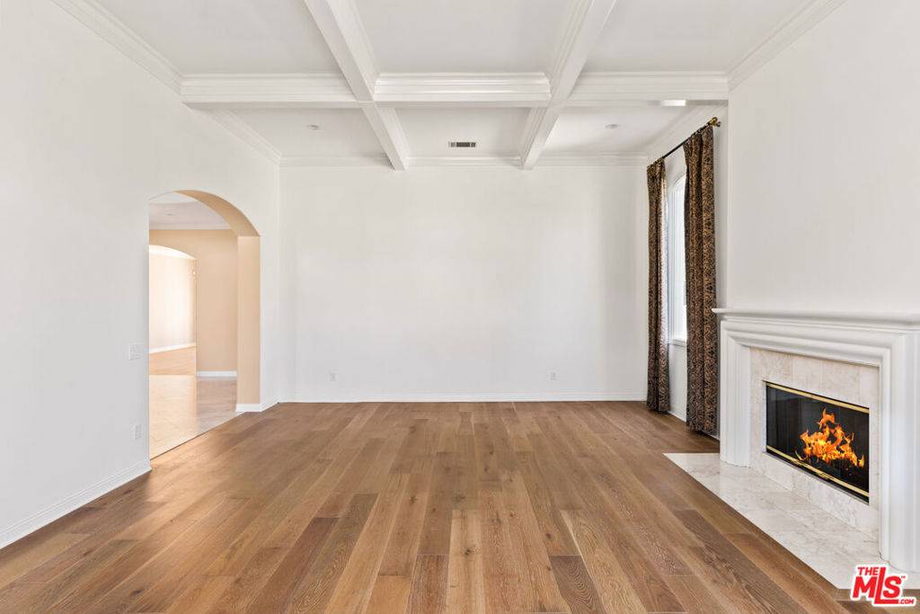 Calabasas, CA 91302,25724 Simpson PL