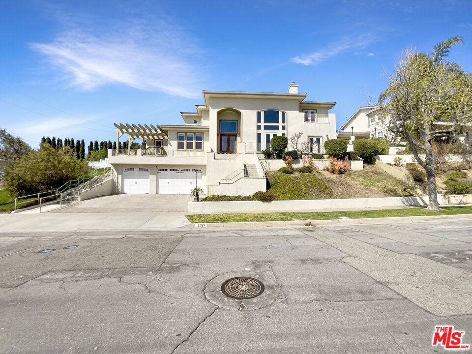 2829 Maple AVE,  Fullerton,  CA 92835