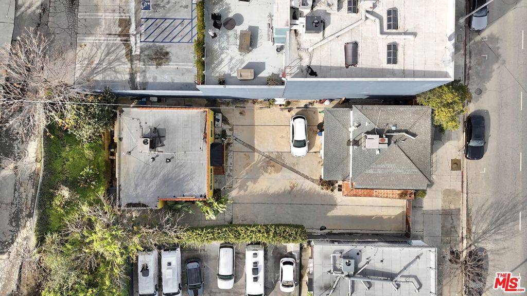 Studio City, CA 91604,11420 Ventura BLVD