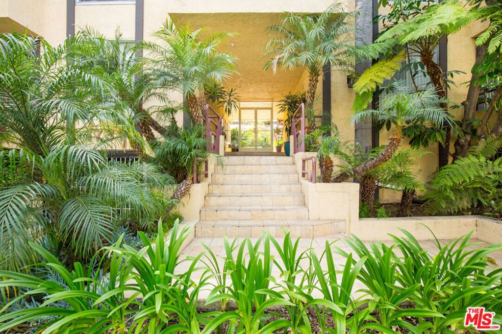 1731 Colby AVE #202, Los Angeles, CA 90025