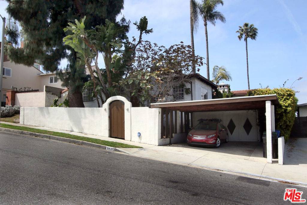 3685 Northland DR, View Park, CA 90008