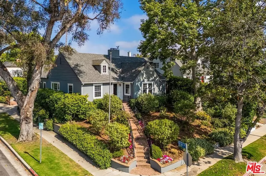 400 S Bentley AVE, Los Angeles, CA 90049