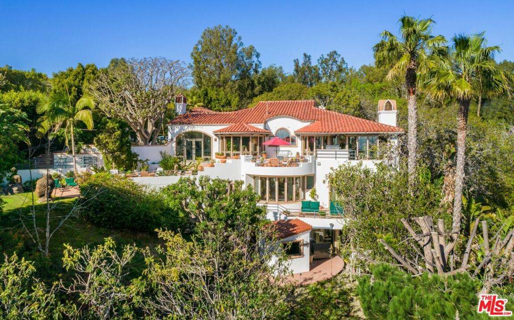 Malibu, CA 90265,27910 Pacific Coast Highway